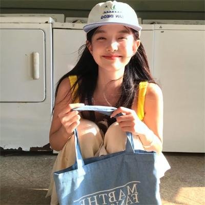 忧郁小妇人